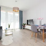 Modern Apartment With Balcony Warsaw Mokotow Aignera By Noclegi Renters