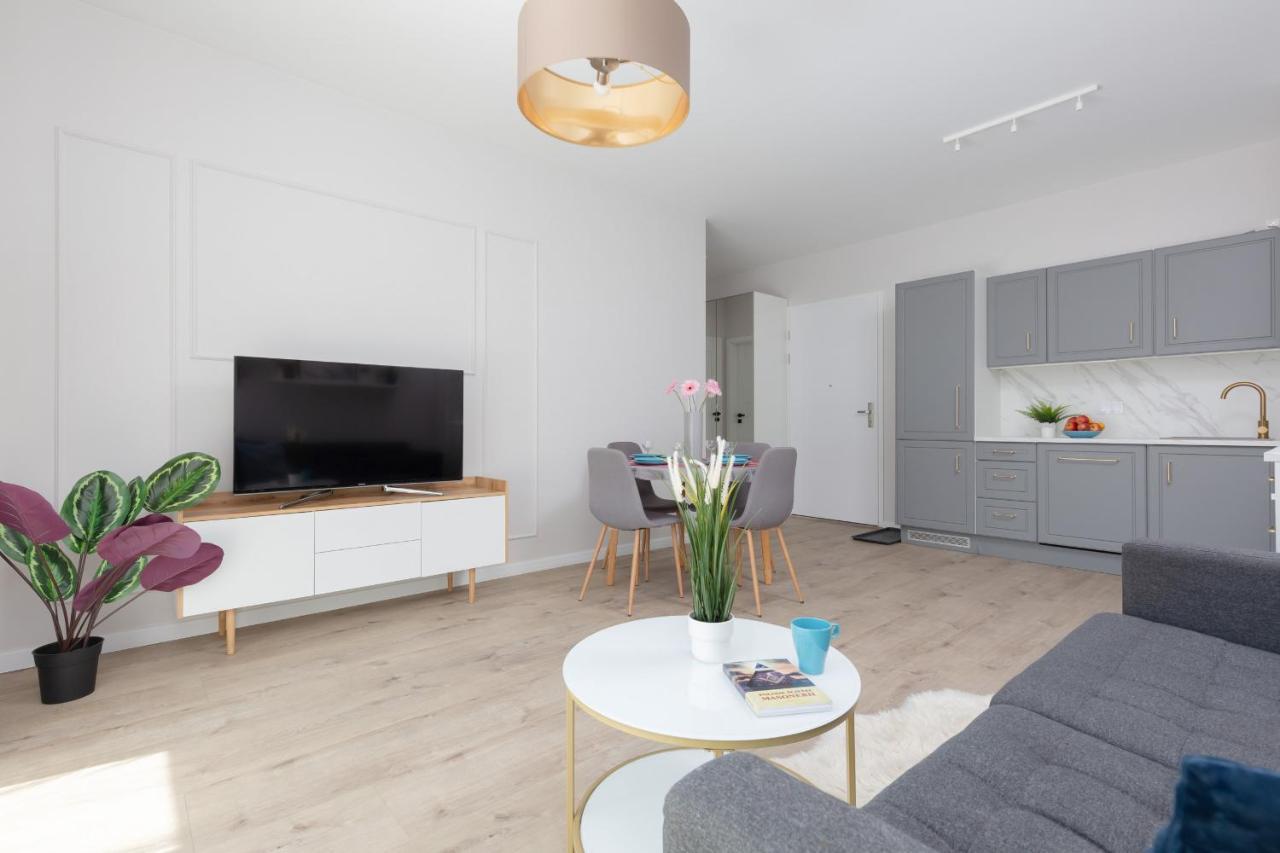 Modern With Balcony Mokotow Aignera By Renters Warszawa