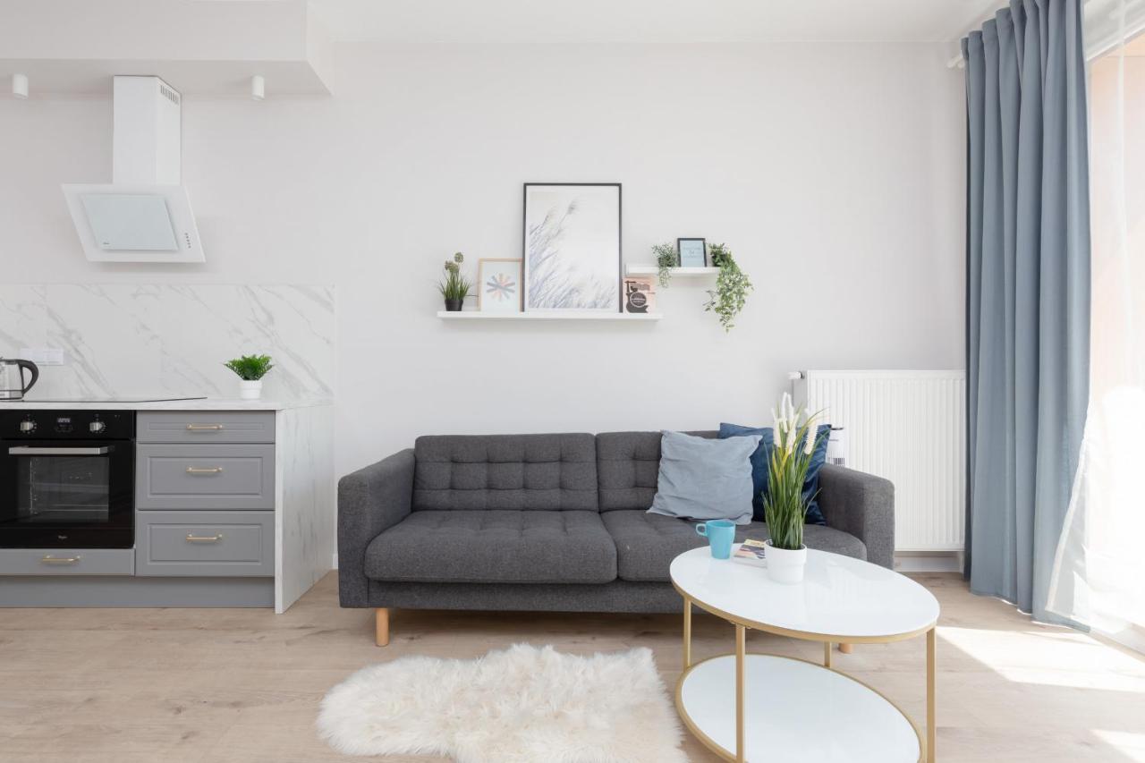 Modern With Balcony Mokotow Aignera By Renters Lägenhet