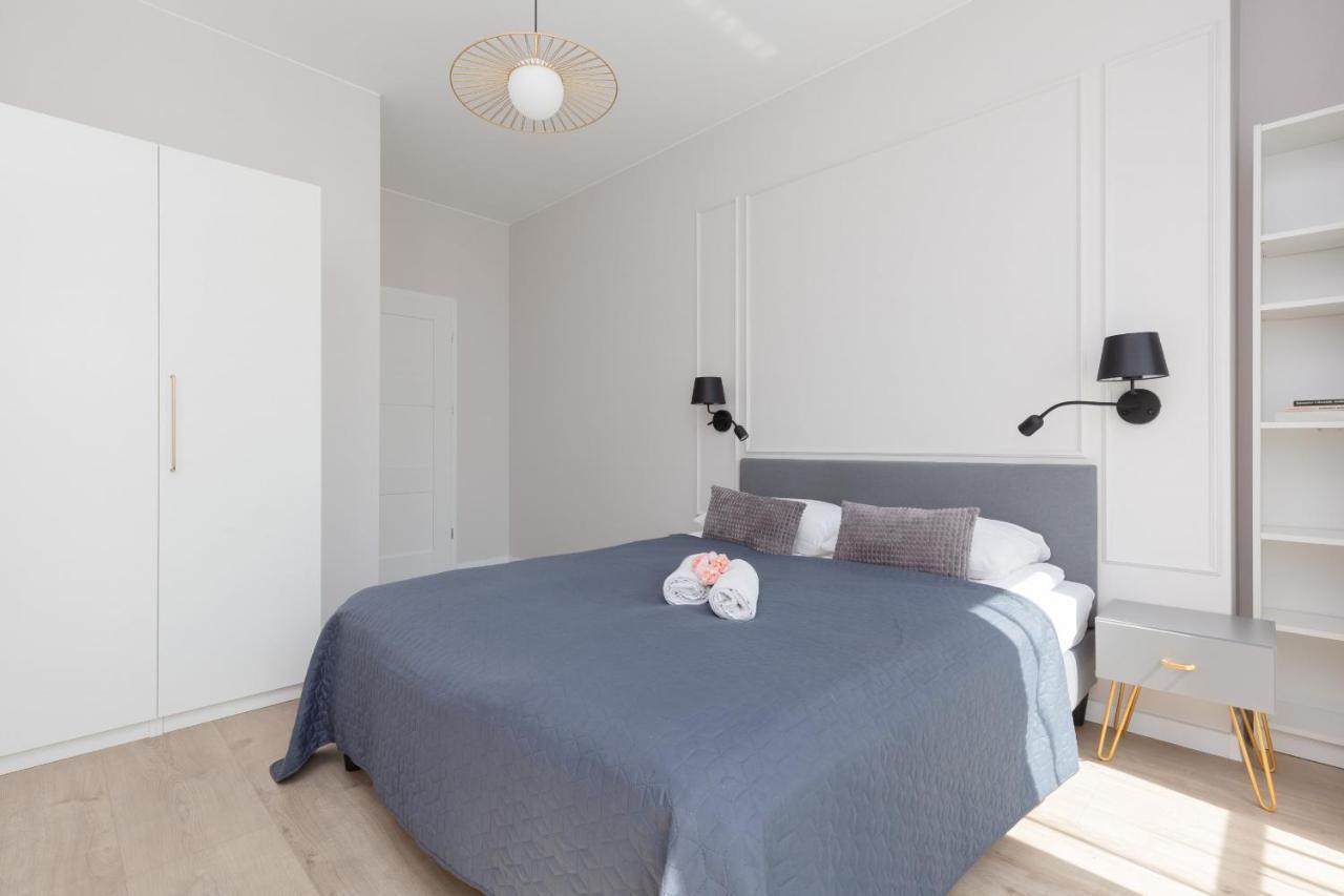 Modern With Balcony Mokotow Aignera By Renters * Warszawa