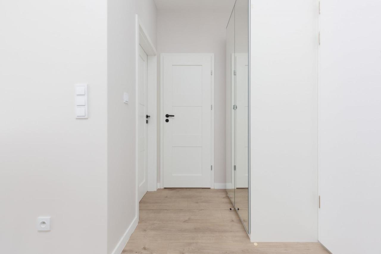 Modern With Balcony Mokotow Aignera By Renters Lägenhet