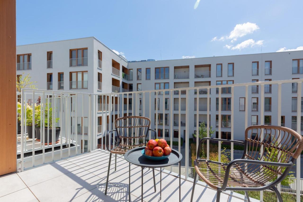 Lägenhet Modern With Balcony Mokotow Aignera By Renters Warszawa